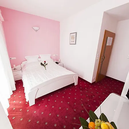Hotel Senad Od Bosne 3*