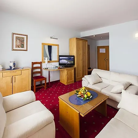Senad Od Bosne Hotel