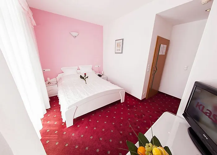 Hotel Senad Od Bosne 3*