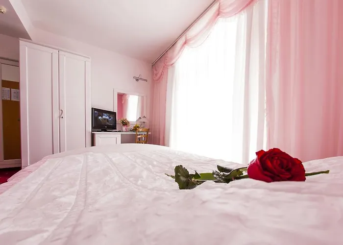 Senad Od Bosne Hotel